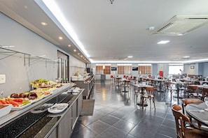 Frühstück, Mittagessen, Abendessen, internationale Küche