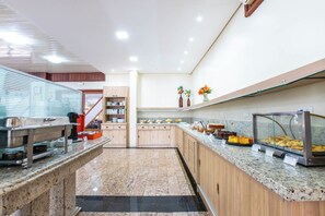 Coffee shop - Hotel Suárez Campo Bom (Campo Bom)