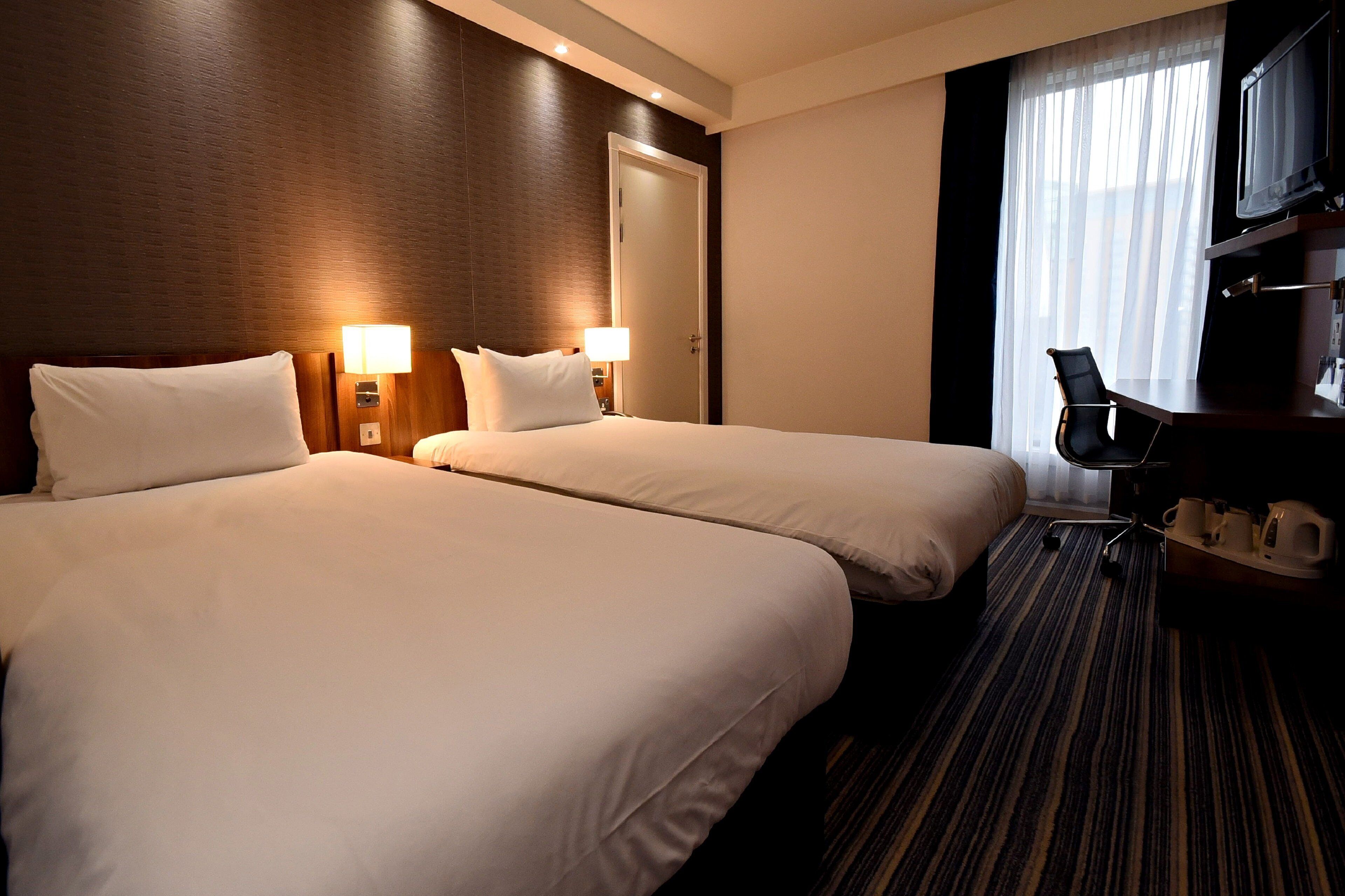 premium room, 2 single beds (extra floor space, free hot breakfast) | hypo-allergenic bedding, in-room safe, desk, laptop workspace