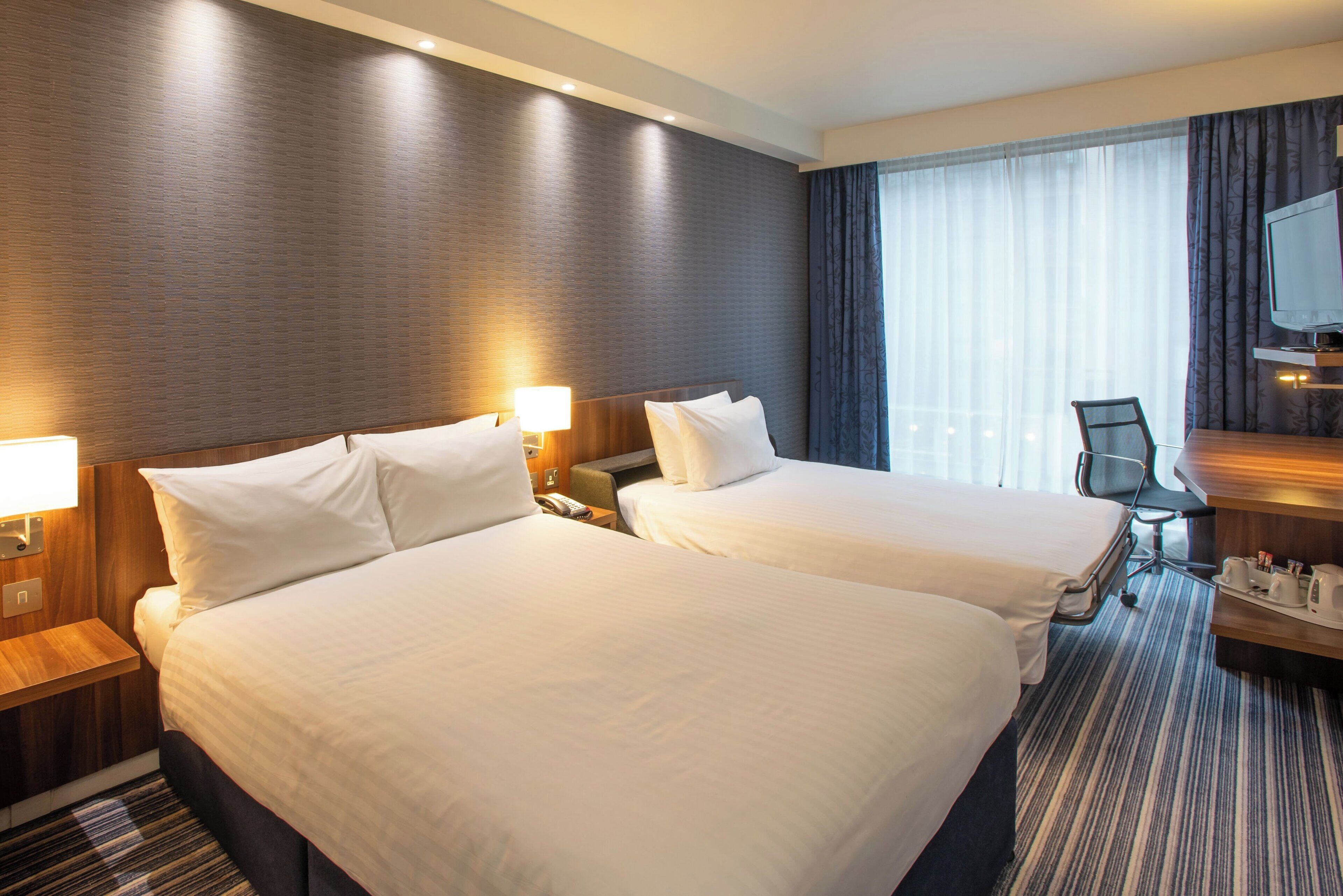 Standard Room, 1 Double Bed (with SofaBed, Free Hot Breakfast)