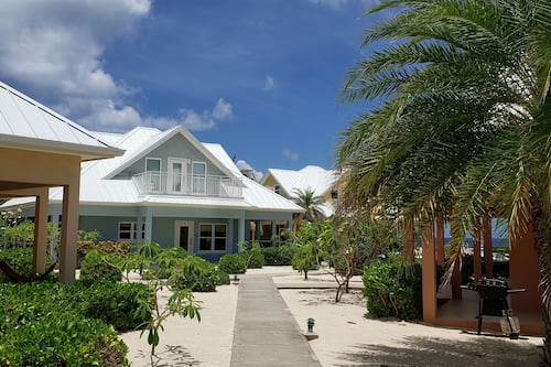 Luxury Villa, 3 Bedrooms, Pool Access, Beach View | Exterior