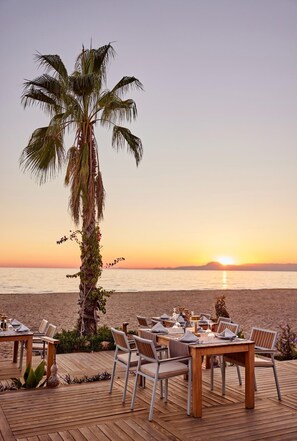5 restaurants; breakfast, lunch, and dinner served - Ali Bey Resort Sorgun - Ultra All Inclusive (Manavgat)