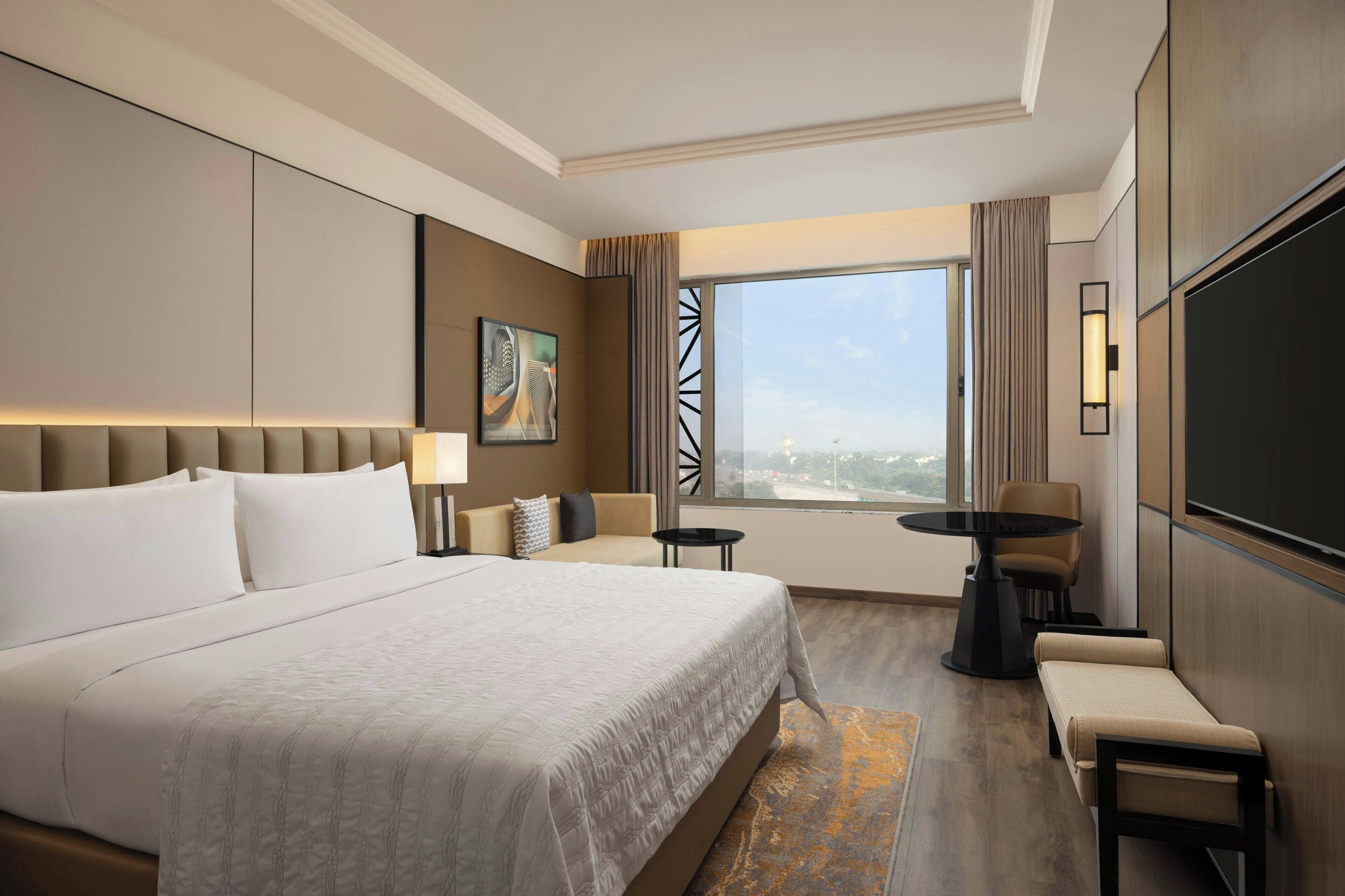 Habitación Premier, 1 cama King size (view) | Ropa de cama de alta calidad y minibar 