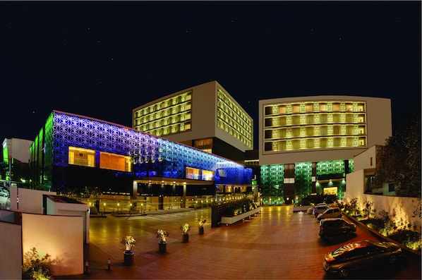 Fachada de la propiedad