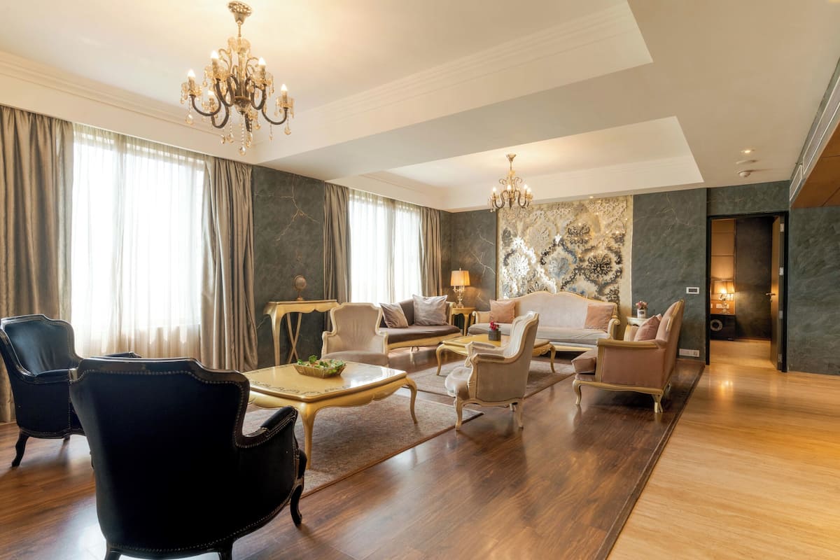 Presidential-Suite, 1Â King-Bett, Nichtraucher | Hochwertige Bettwaren, Minibar, Zimmersafe, Schreibtisch