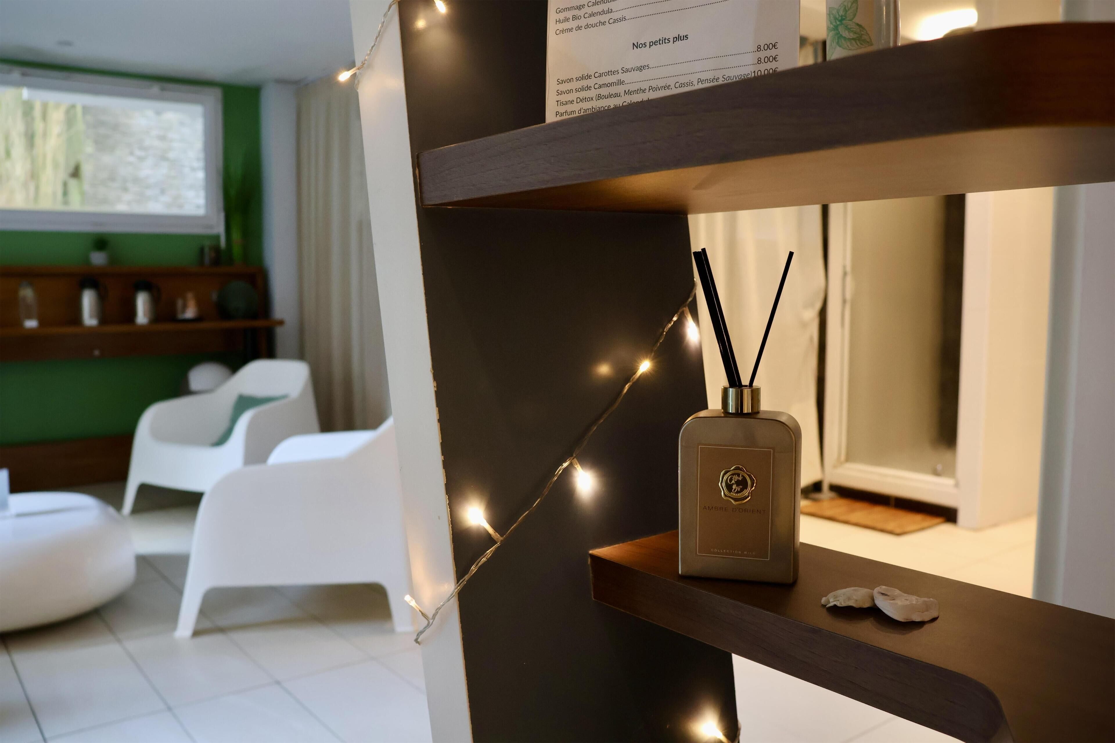 Salas de tratamientos para parejas, sauna, bañera de hidromasaje 
