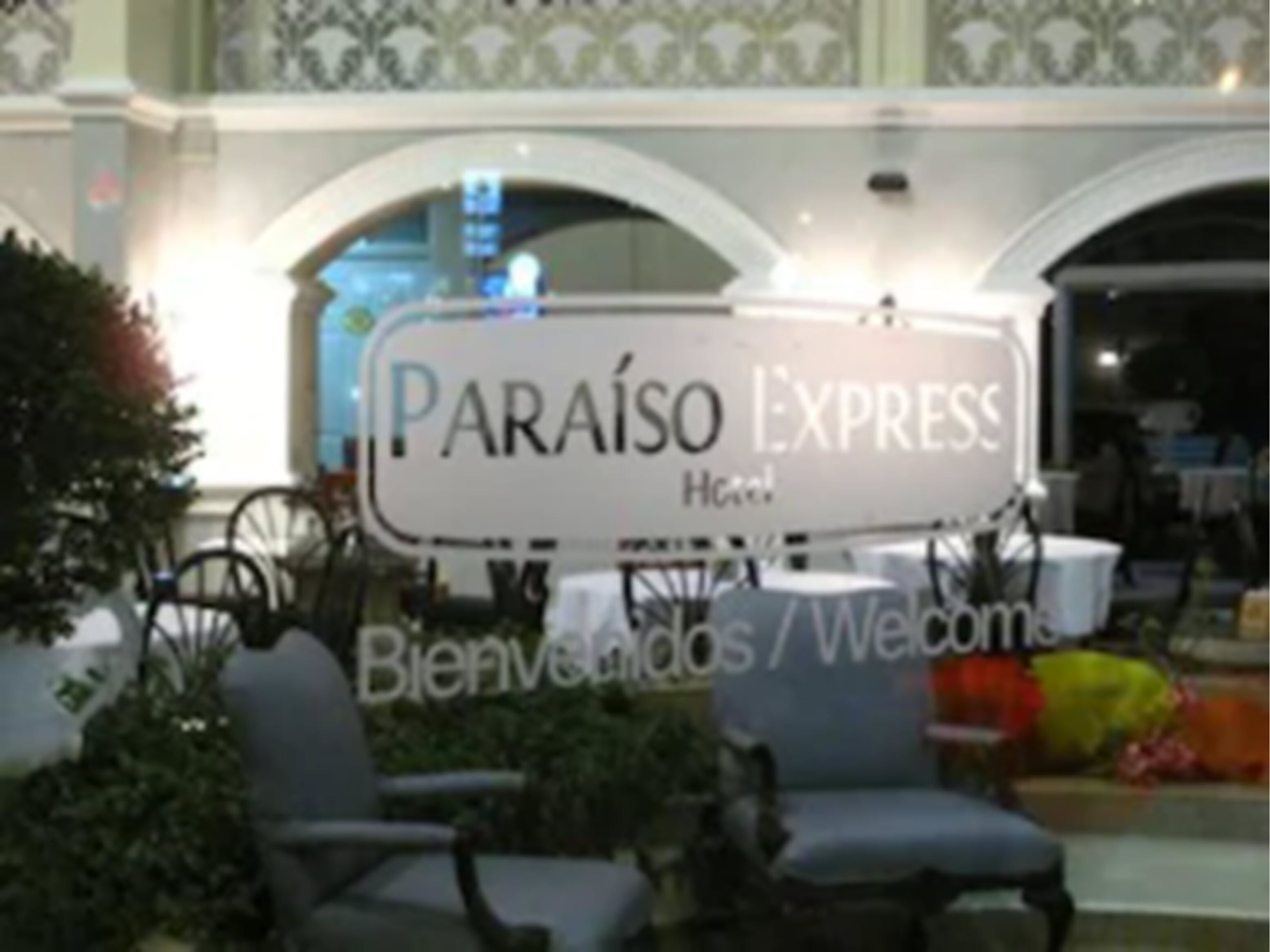 Foto - Paraíso Express