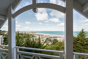 Apartamento standard, 1 quarto, vista para o mar | Vista da sacada