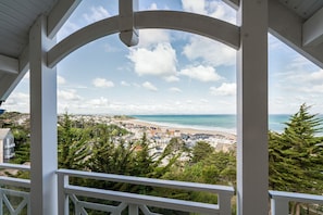 Standard Apartment, 1 Bedroom, Sea View | Balcony view