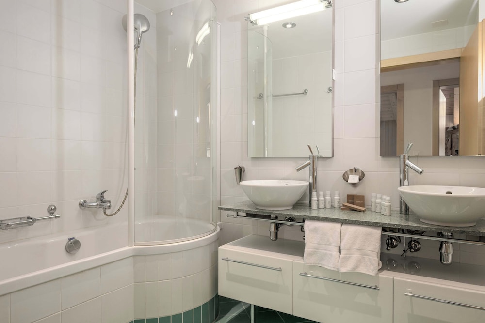 Mountain Exposure Zermatt by null