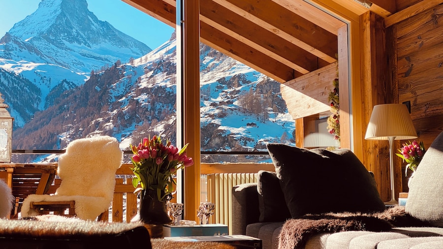 MX采尔马特豪华木屋和公寓