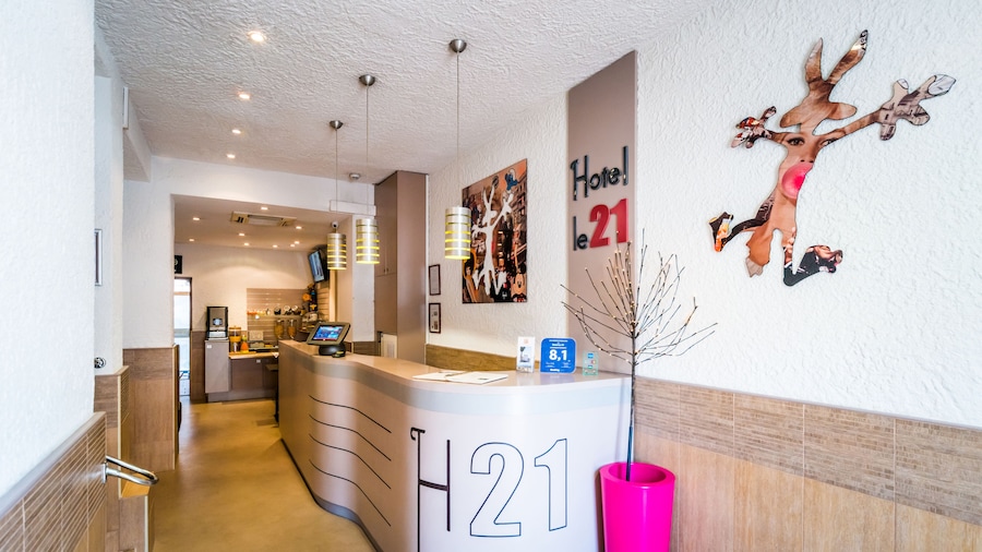 Le 21 Hotel