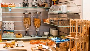 Desayuno buffet (EUR 12 por persona)