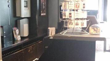 Check-in/check-out kiosk