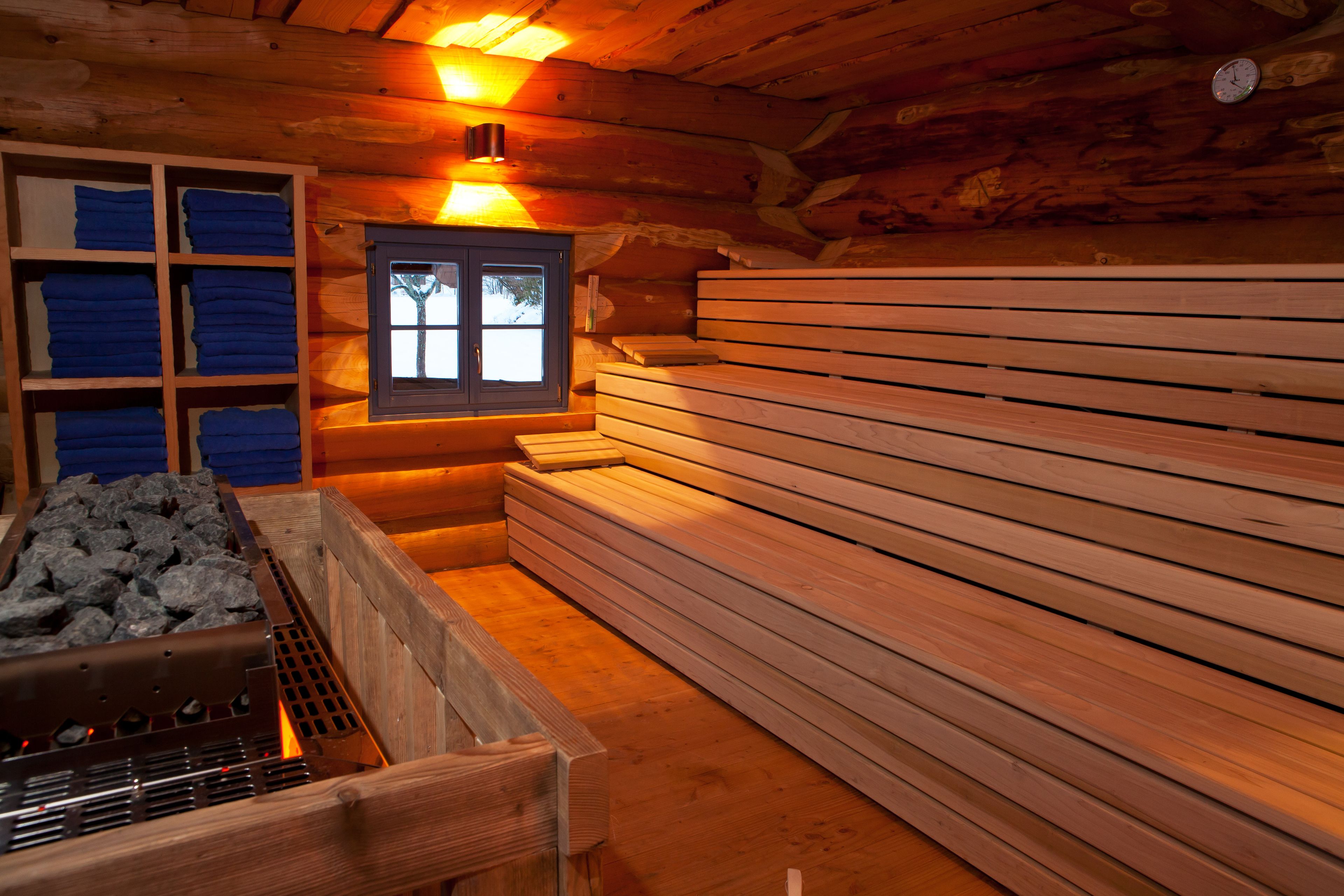 sauna, steam room, body treatments, aromatherapy, body wraps