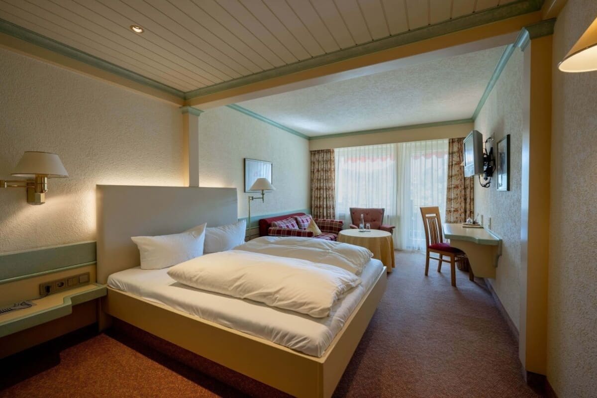 Standard Double Room, Balcony (Murg) | Hypo-allergenic bedding, down duvets, in-room safe