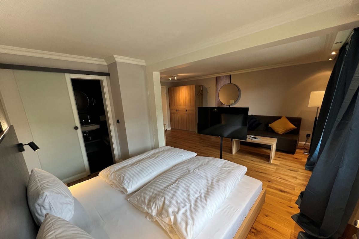 Habitación Confort doble (Schliffkopf) | Ropa de cama hipoalergénica, edredones de plumas, caja fuerte