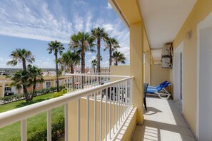 Superior Apartment, 1 Bedroom | Terrace/patio - Villas Barrocal (Silves)