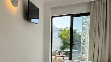 Double or Twin Room, Balcony | Minibar, desk, soundproofing, rollaway beds