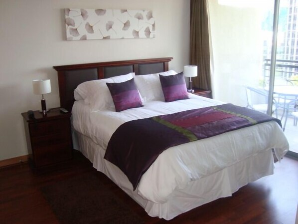 Hypo-allergenic bedding, in-room safe, blackout drapes