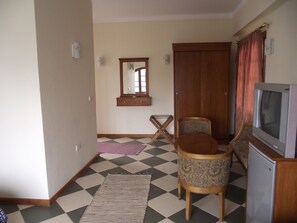 Verdunkelungsvorhänge, Zustellbetten, kostenloses WLAN