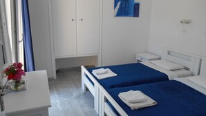 WiFi (free), bed sheets - Apartments Seagull (Kos)