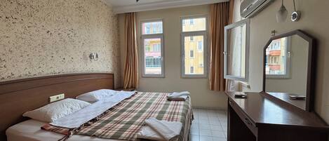 Apartment, 1 Bedroom, Balcony