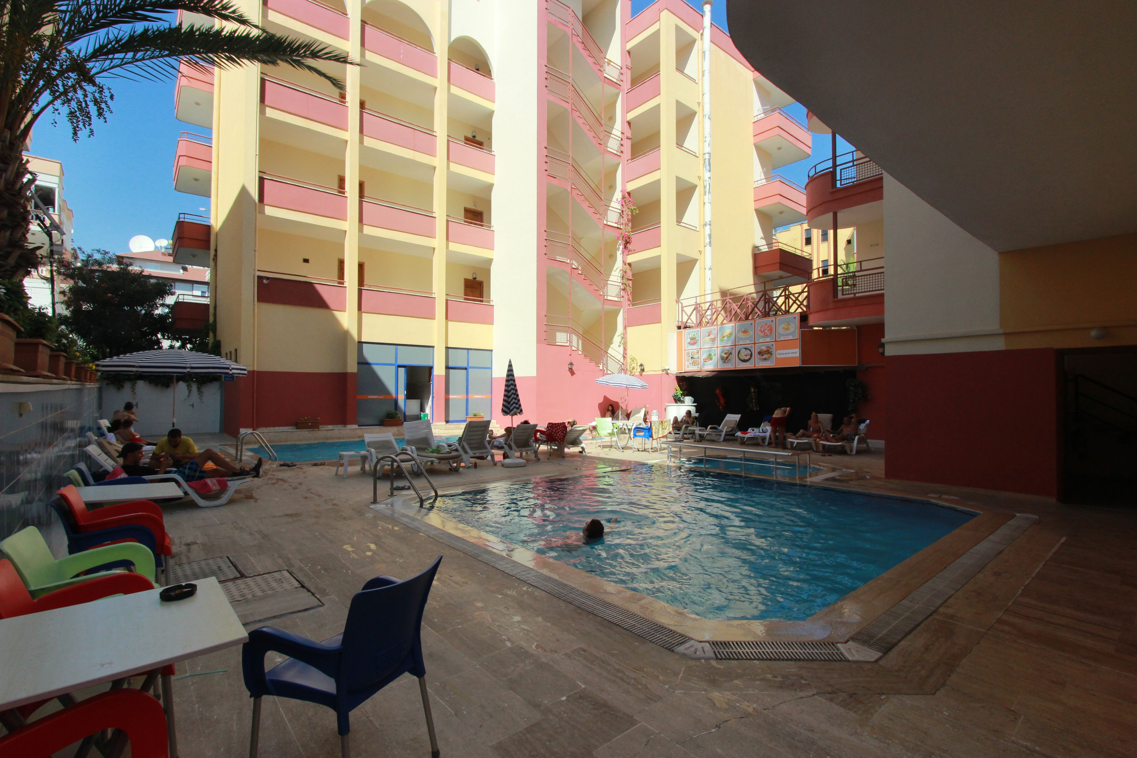 Foto - Baronessa Apart Hotel