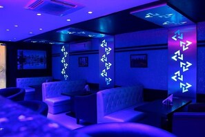 Bar (on property) - Hotel Softel Plaza (Dehradun)