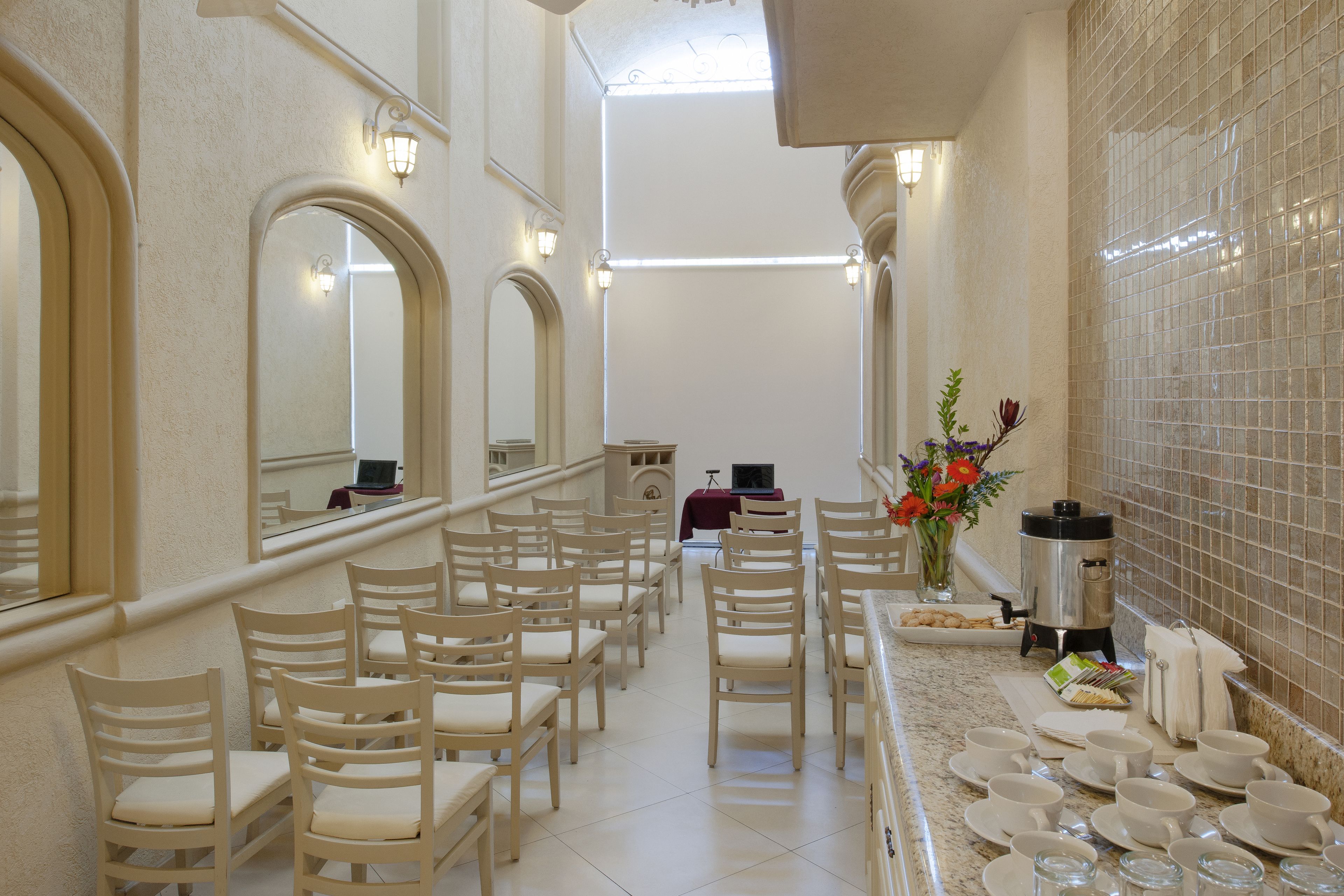 Photo - Hotel & Suites Quinta Magna