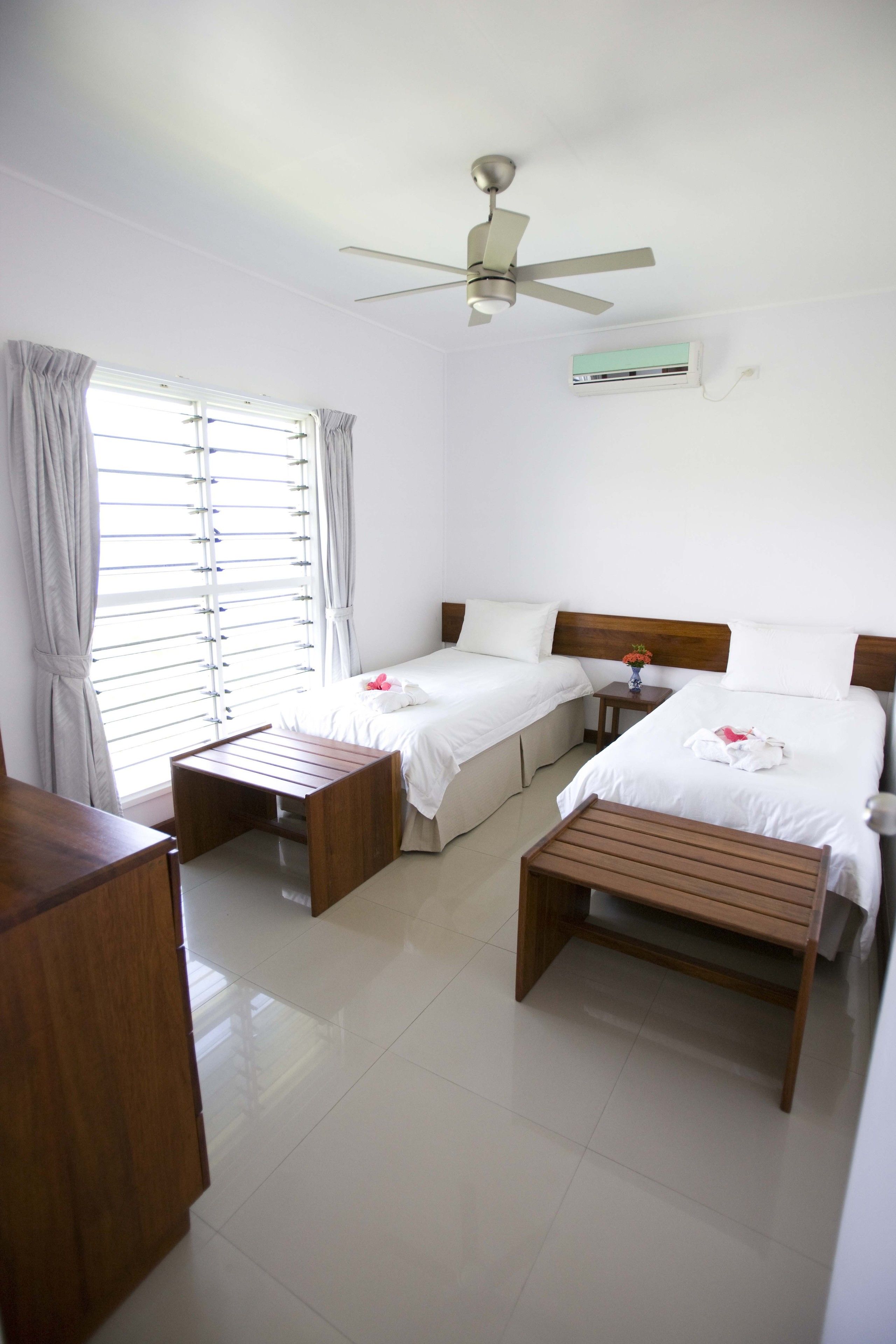 executive apartment, 2 bedrooms, non smoking, ocean view | in-room safe, individually furnished, laptop workspace