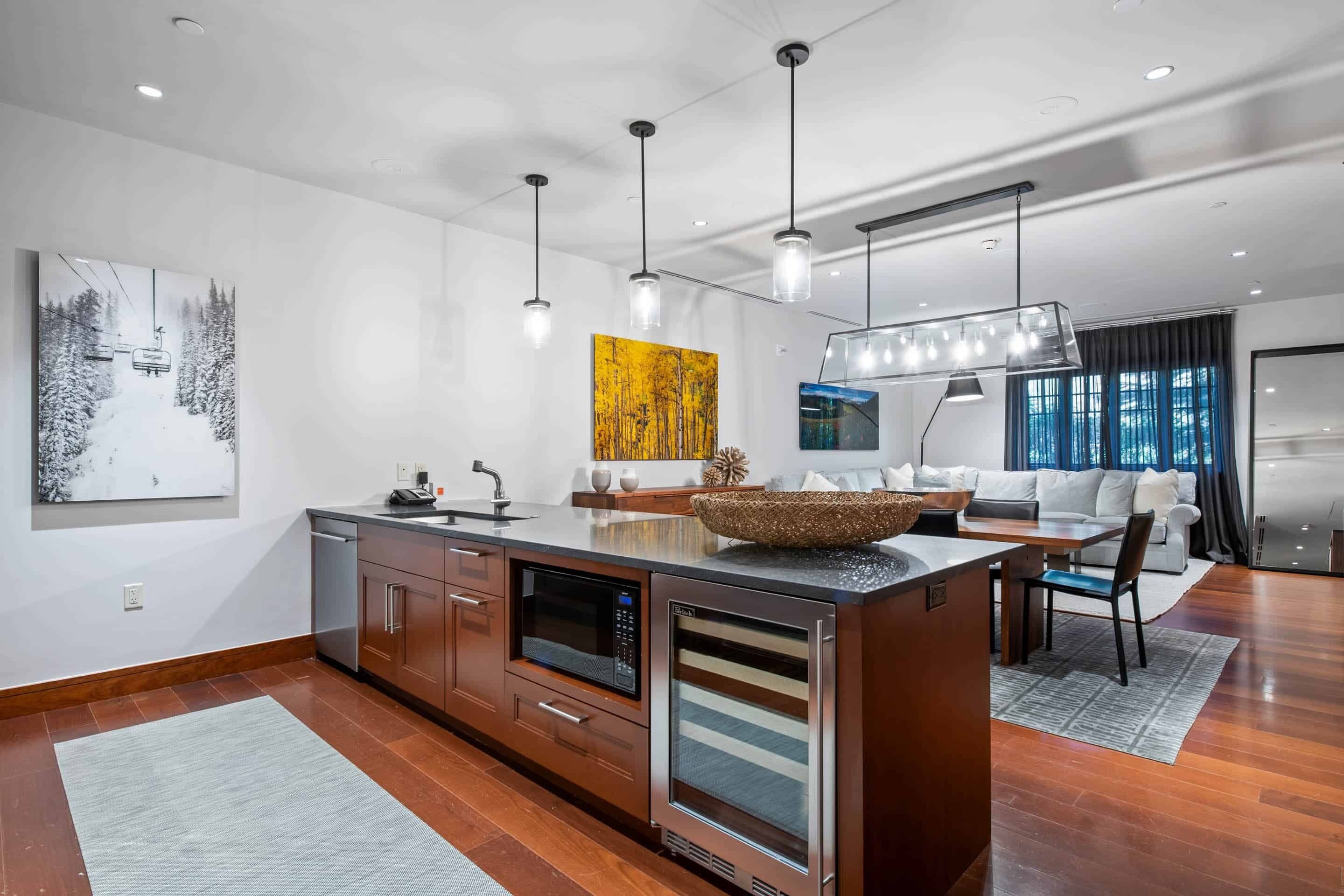 condo, multiple beds | private kitchen | full-sized fridge, microwave, oven, stovetop