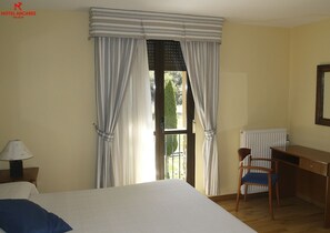 مكتب وأسرّة أطفال/رضّع وأسرّة قابلة للطي وواي فاي مجانًا