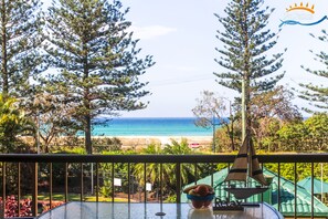 Beach/ocean view - San Chelsea Beachside Apartments (Bilinga)