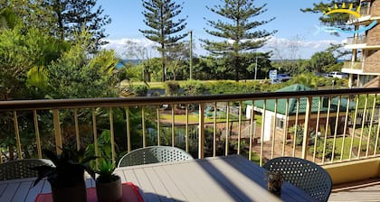 San Chelsea Beachside Apartments