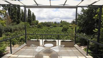 Junior Suite Terrace View | Terrace/patio