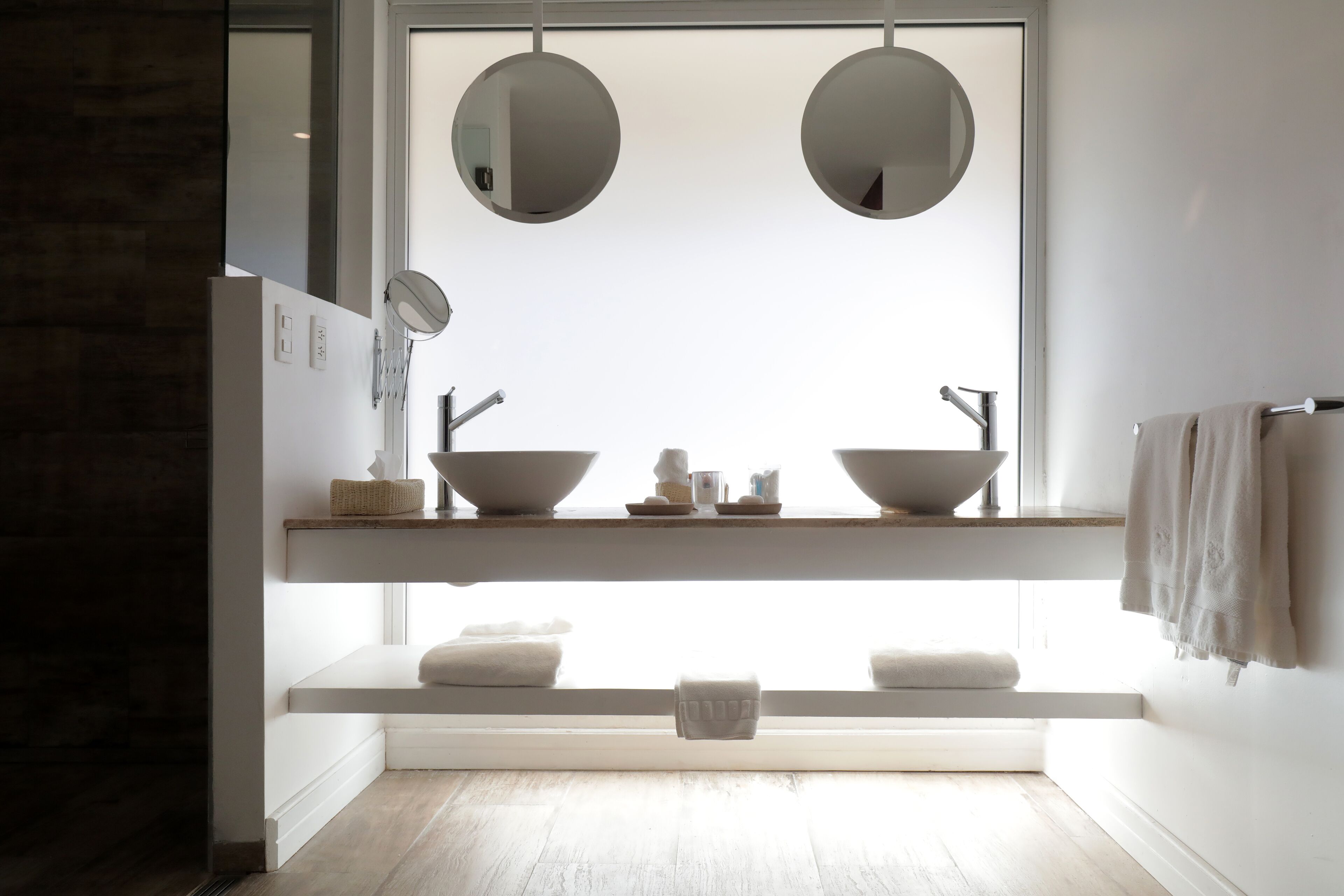 suite | bathroom | free toiletries, hair dryer, bidet, towels