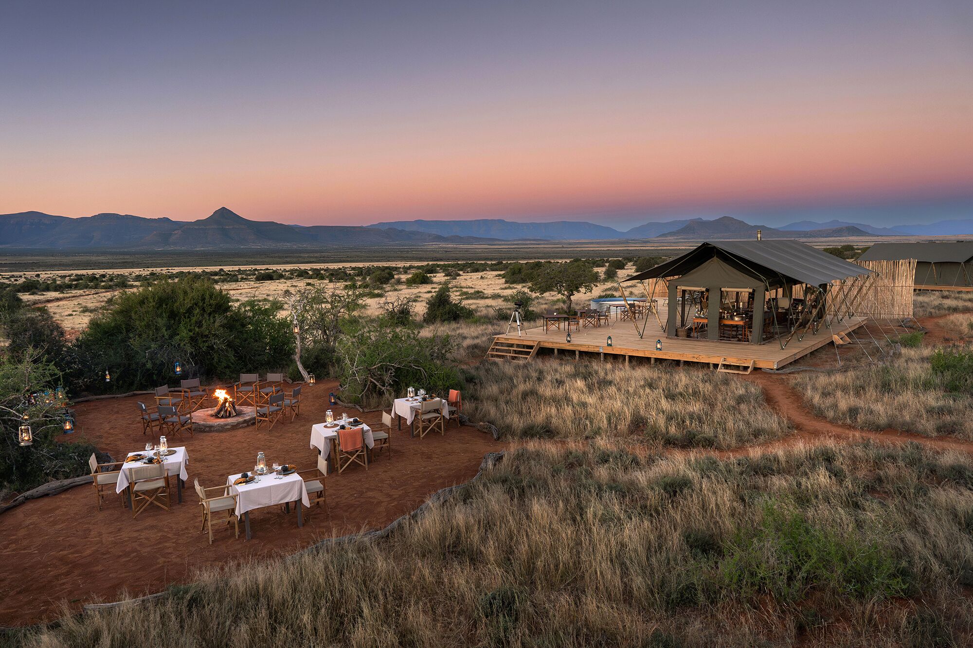 Khu ẩm thực ngoài trời