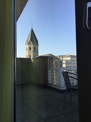 Elegance Suite | Balcony