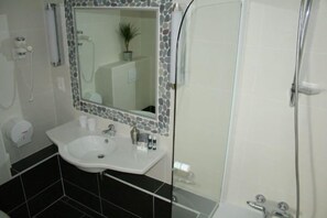 Bathroom - Edena (Saint-Gilles-Croix-de-Vie)