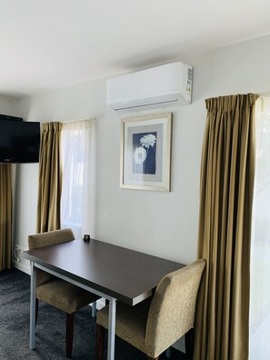 Air conditioning - Airport Delta Motel (Christchurch)