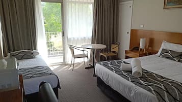 스탠다드룸, 금연 (Standard Rooms) | 각각 다른 스타일의 인테리어, 각각 다르게 가구 비치, 책상, 노트북 작업 공간