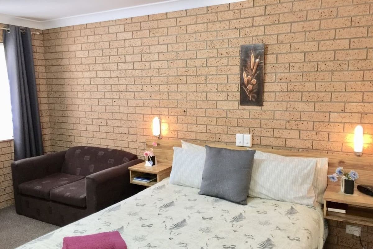 Deluxe Suite, 1 Queen Bed