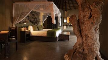 Tree Suite | 1 bedroom, premium bedding, minibar, in-room safe