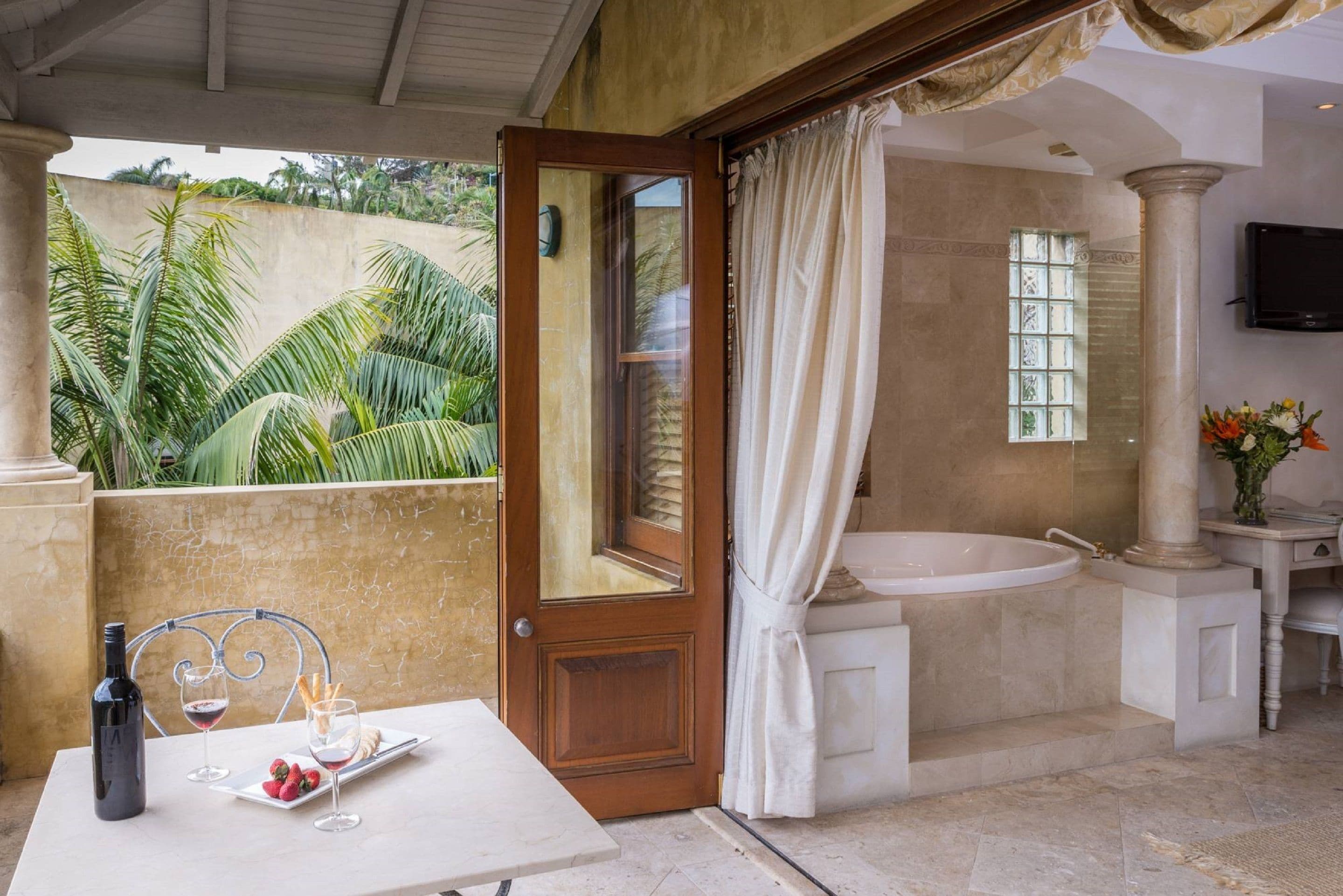 Executive Spa Room | Iron/ironing board