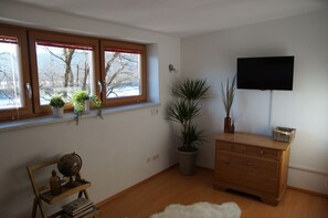 Apartment | 1 bedroom, individually decorated, individually furnished, free WiFi - Haus Schön Weberhof (Kirchbichl)