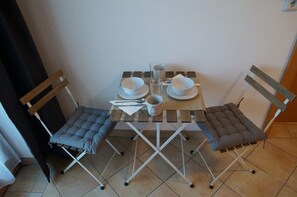 In-room dining - Haus Schön Weberhof (Kirchbichl)