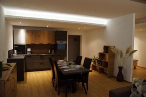1 bedroom, individually decorated, individually furnished, free WiFi - Haus Schön Weberhof (Kirchbichl)