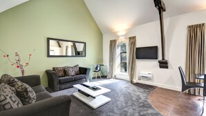 Unclassified image, 3 of 46, button - Chapel Apartments (Dunedin)
