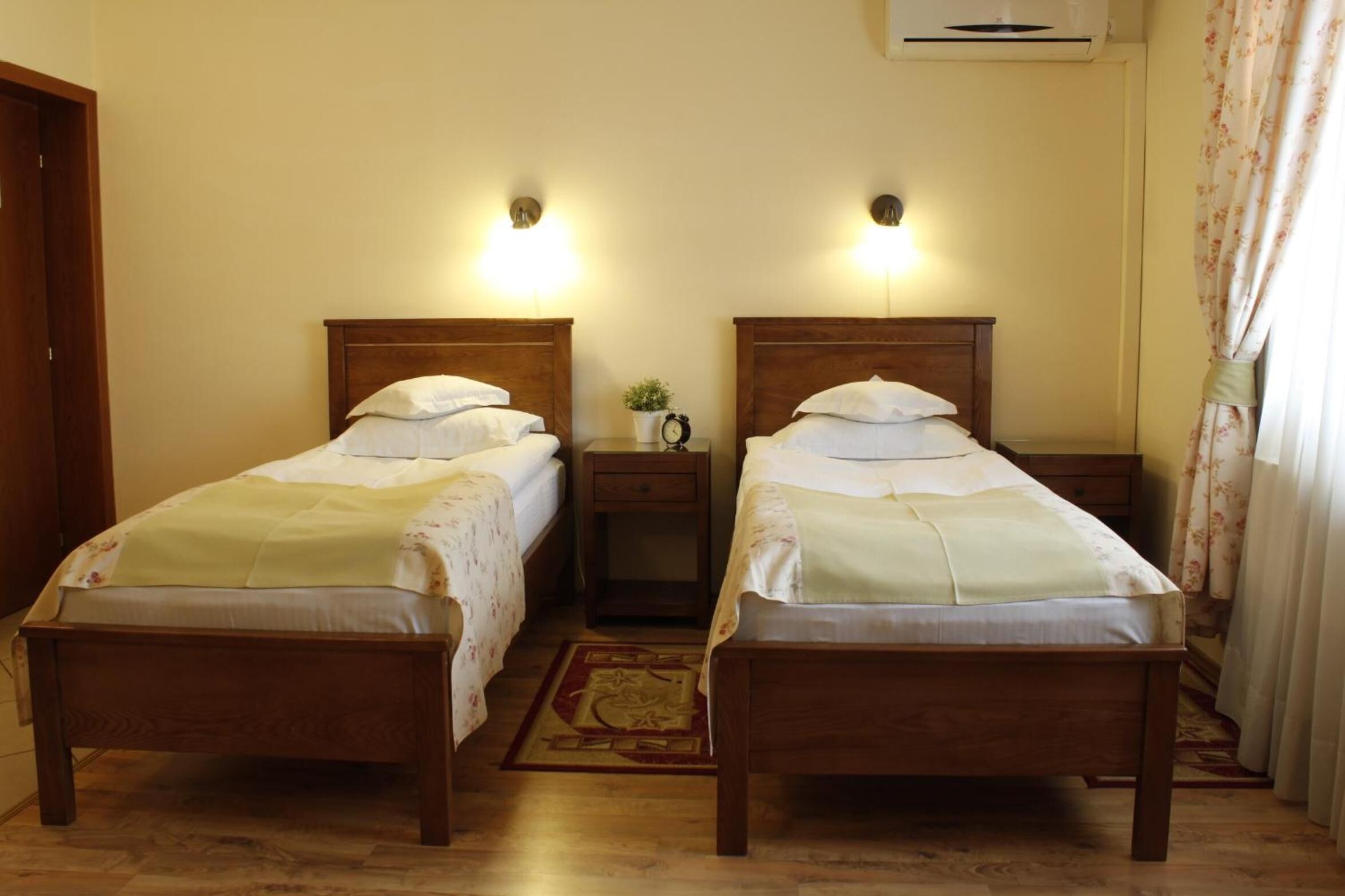 premium bedding, down duvets, pillow-top beds, minibar